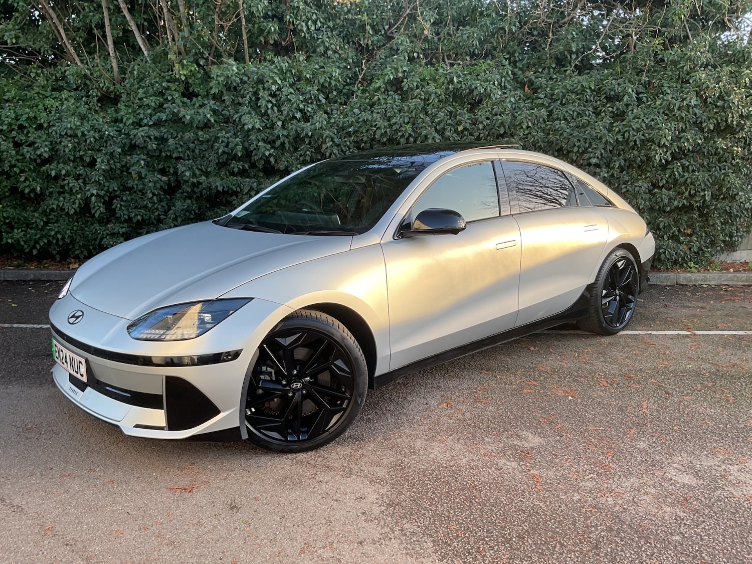 Used Hyundai IONIQ 6 2024 for sale - 76914951: Photo 4