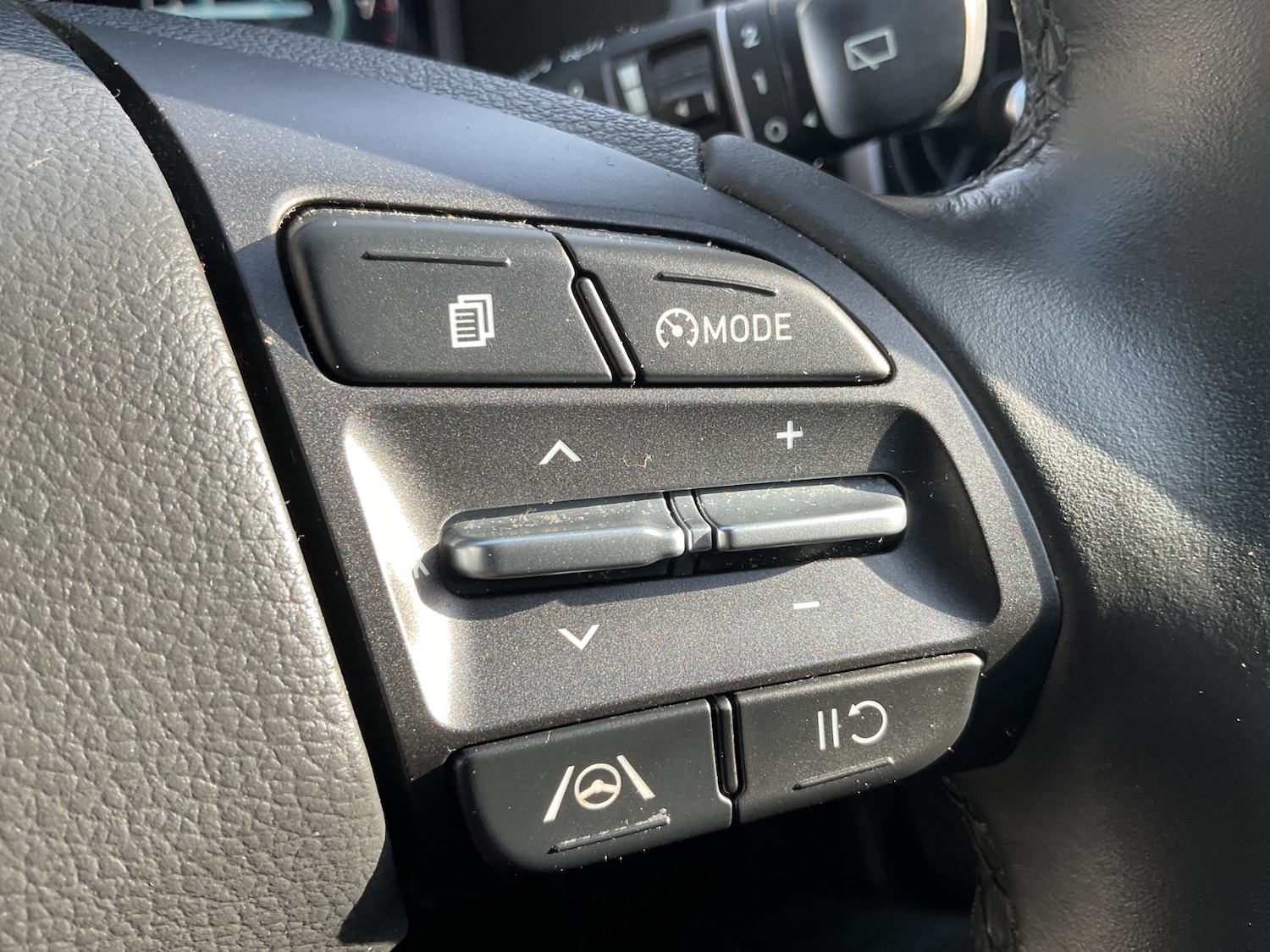 Used Hyundai KONA 2022 for sale - 77552376: Photo 25