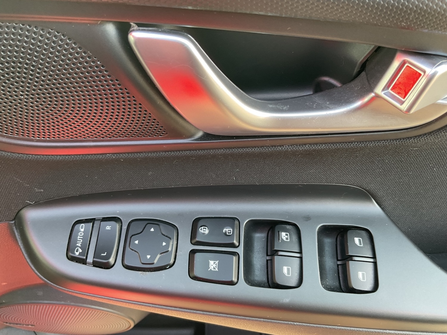 Used Hyundai KONA 2022 for sale - 77552376: Photo 31