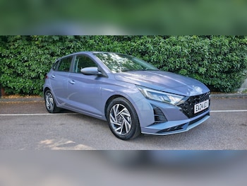 Used Hyundai i20 2024 for sale - 77795141: Photo