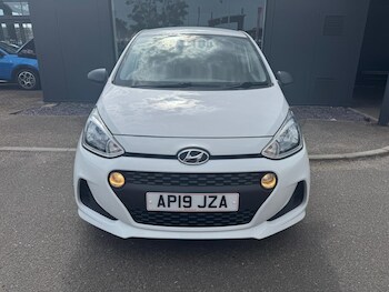Used Hyundai i10 2019 for sale - 75485286: Photo