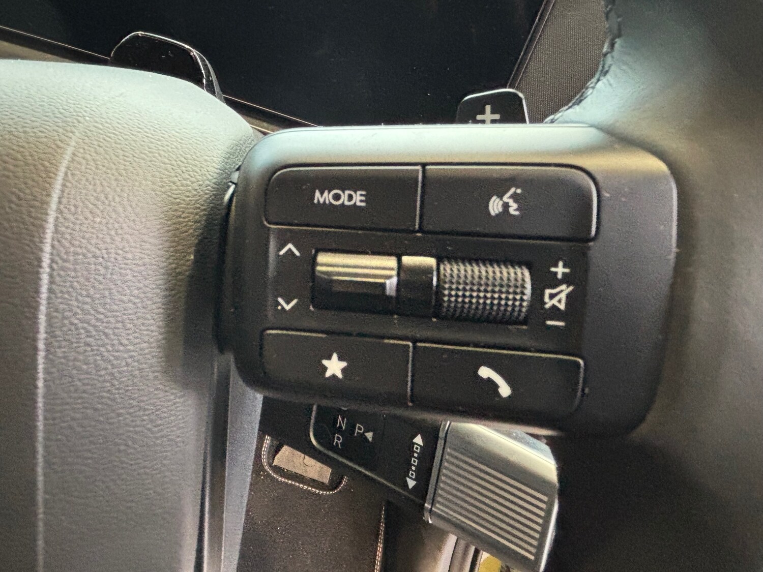 Used Hyundai Santa Fe 2025 for sale - 77539766: Photo 16