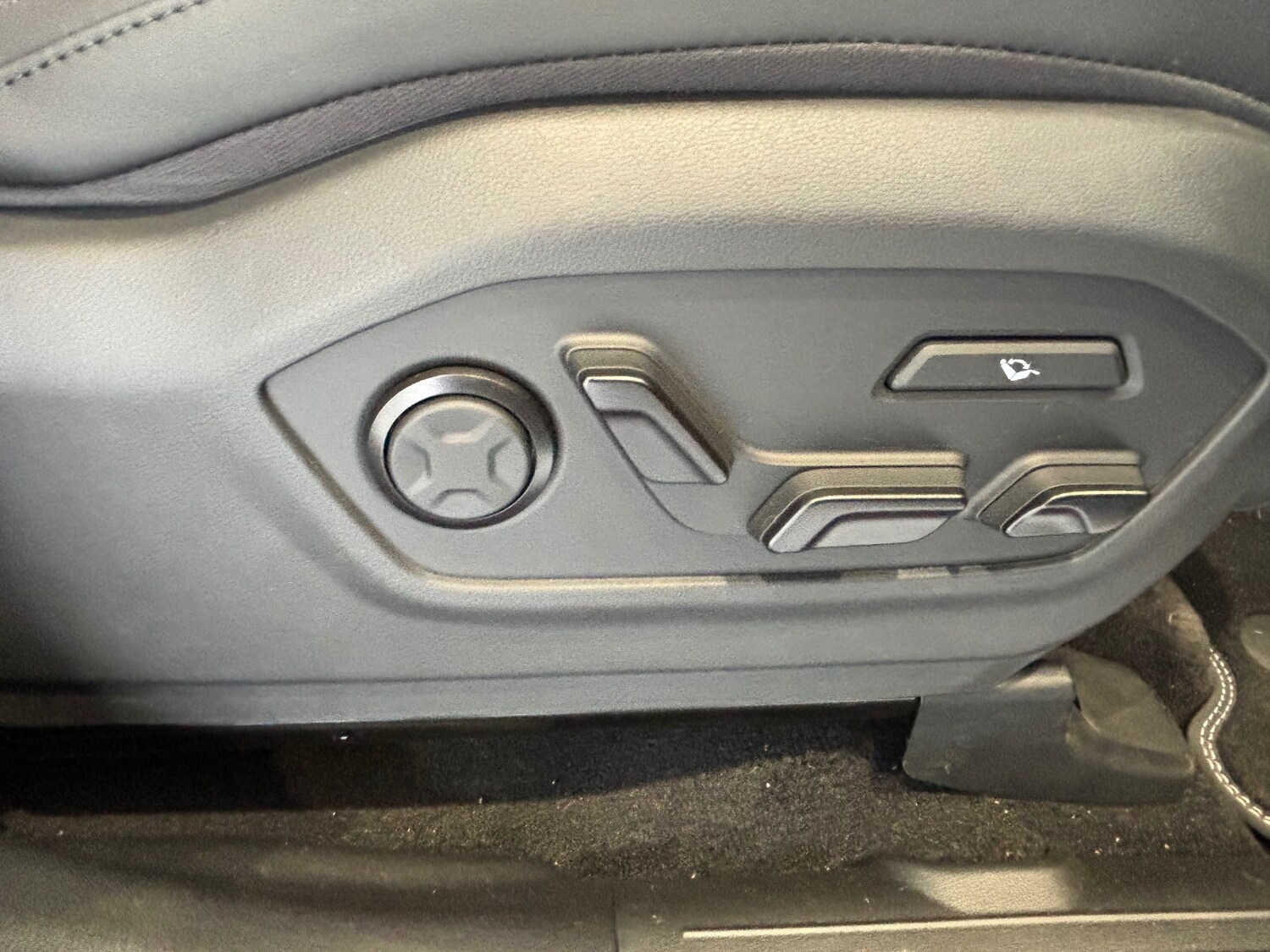 Used Hyundai Santa Fe 2025 for sale - 77539766: Photo 19