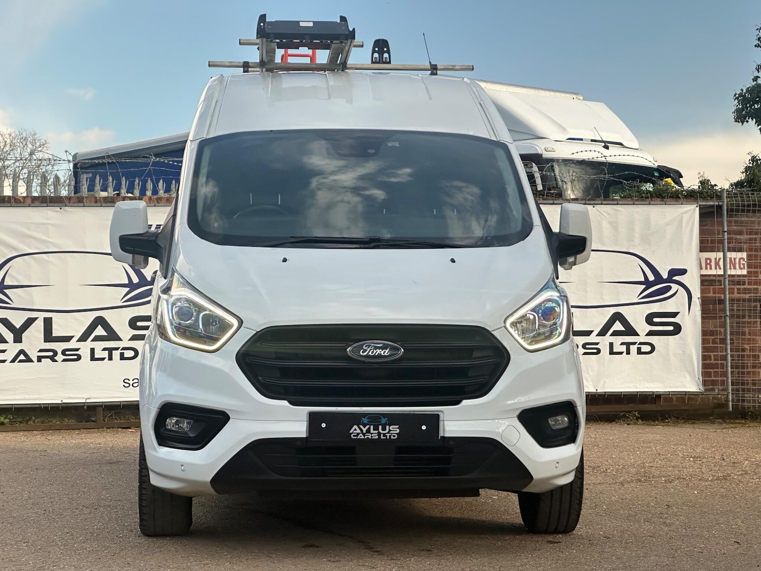 Used Ford Transit Custom for sale - 78058754: Photo 2