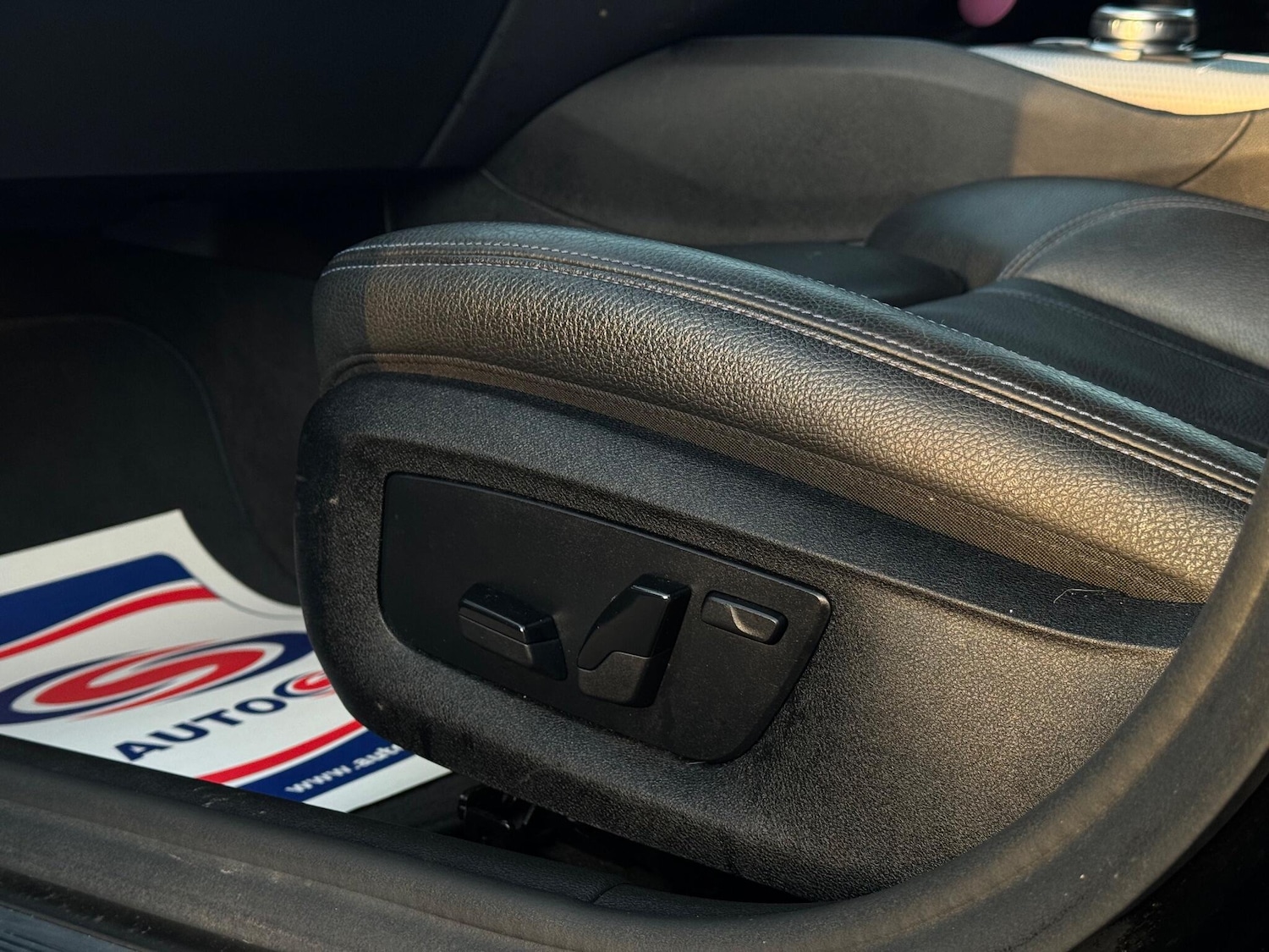 Used BMW 5 Series 2018 for sale - 77091795: Photo 39