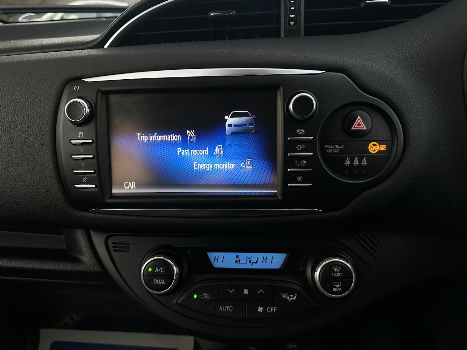 Used Toyota Yaris 2020 for sale - 77253611: Photo 25