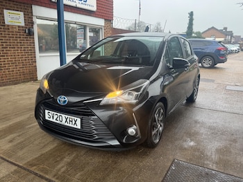 Used Toyota Yaris 2020 for sale - 77253611: Photo