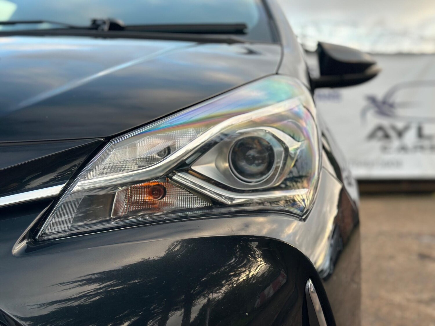 Used Toyota Yaris 2020 for sale - 77253611: Photo 55