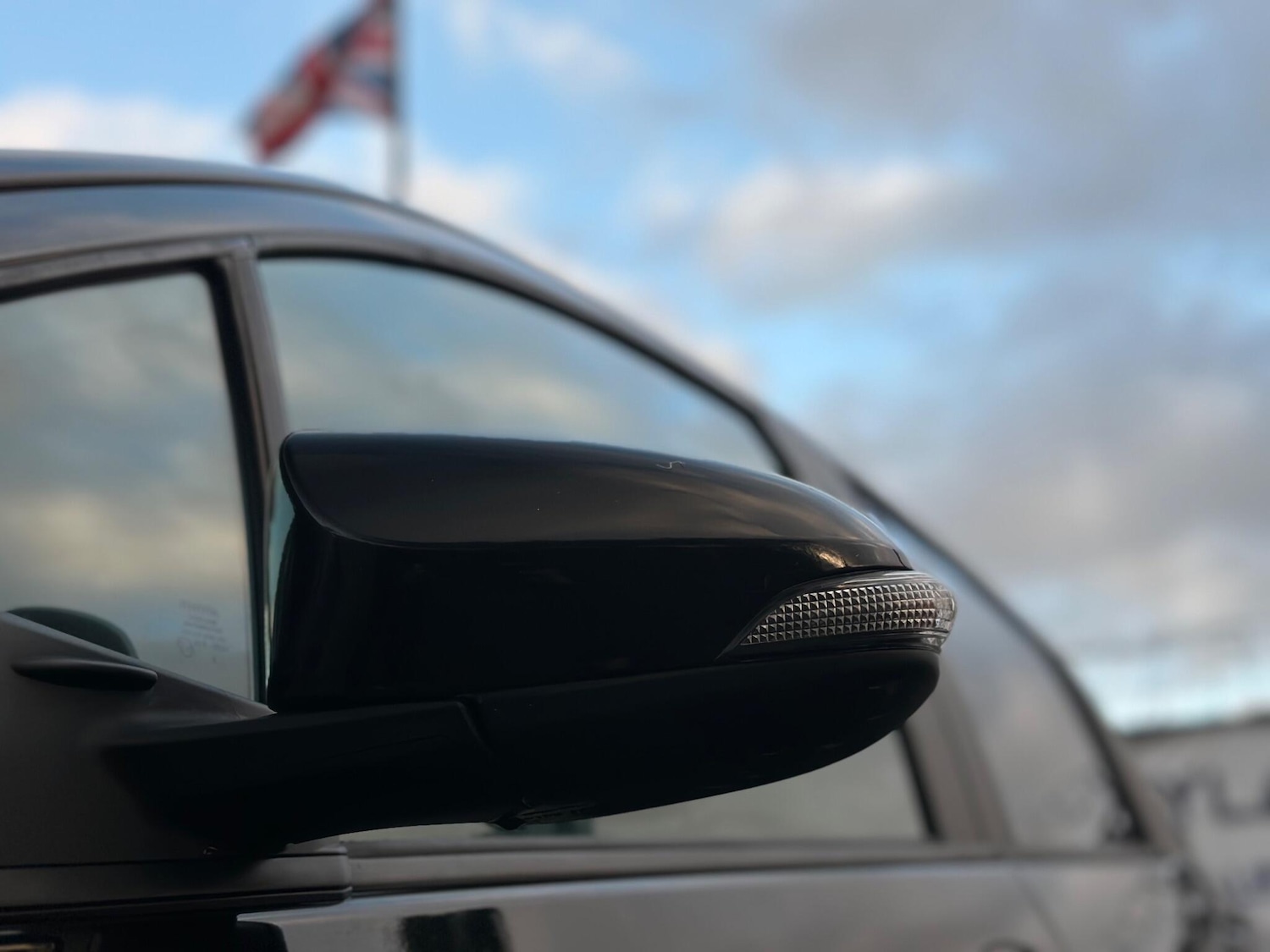 Used Toyota Yaris 2020 for sale - 77253611: Photo 58