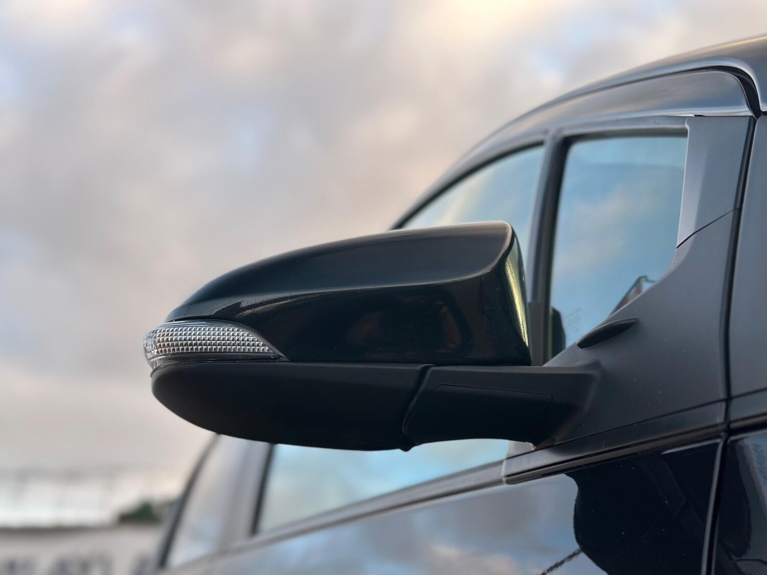 Used Toyota Yaris 2020 for sale - 77253611: Photo 59