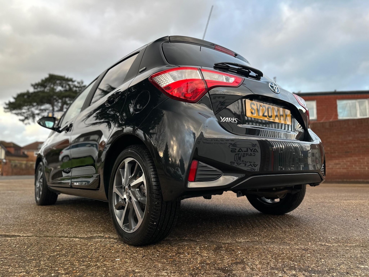 Used Toyota Yaris 2020 for sale - 77253611: Photo 8