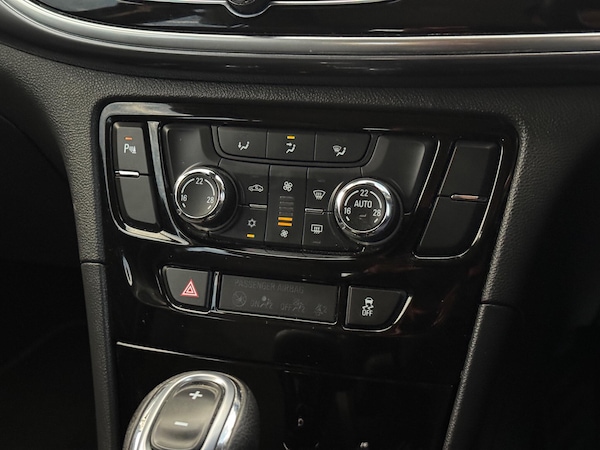 Used Vauxhall Mokka X 2017 for sale - 76122260: Photo 25