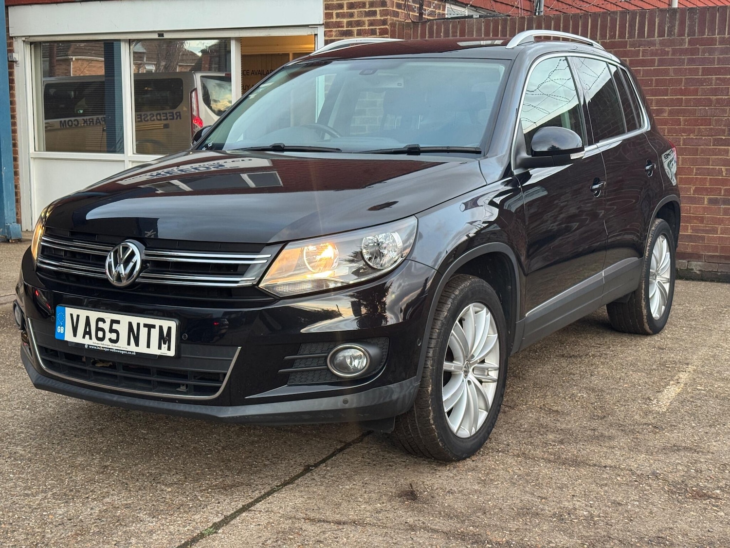 Used Volkswagen Tiguan 2016 for sale - 76742578: Photo 2