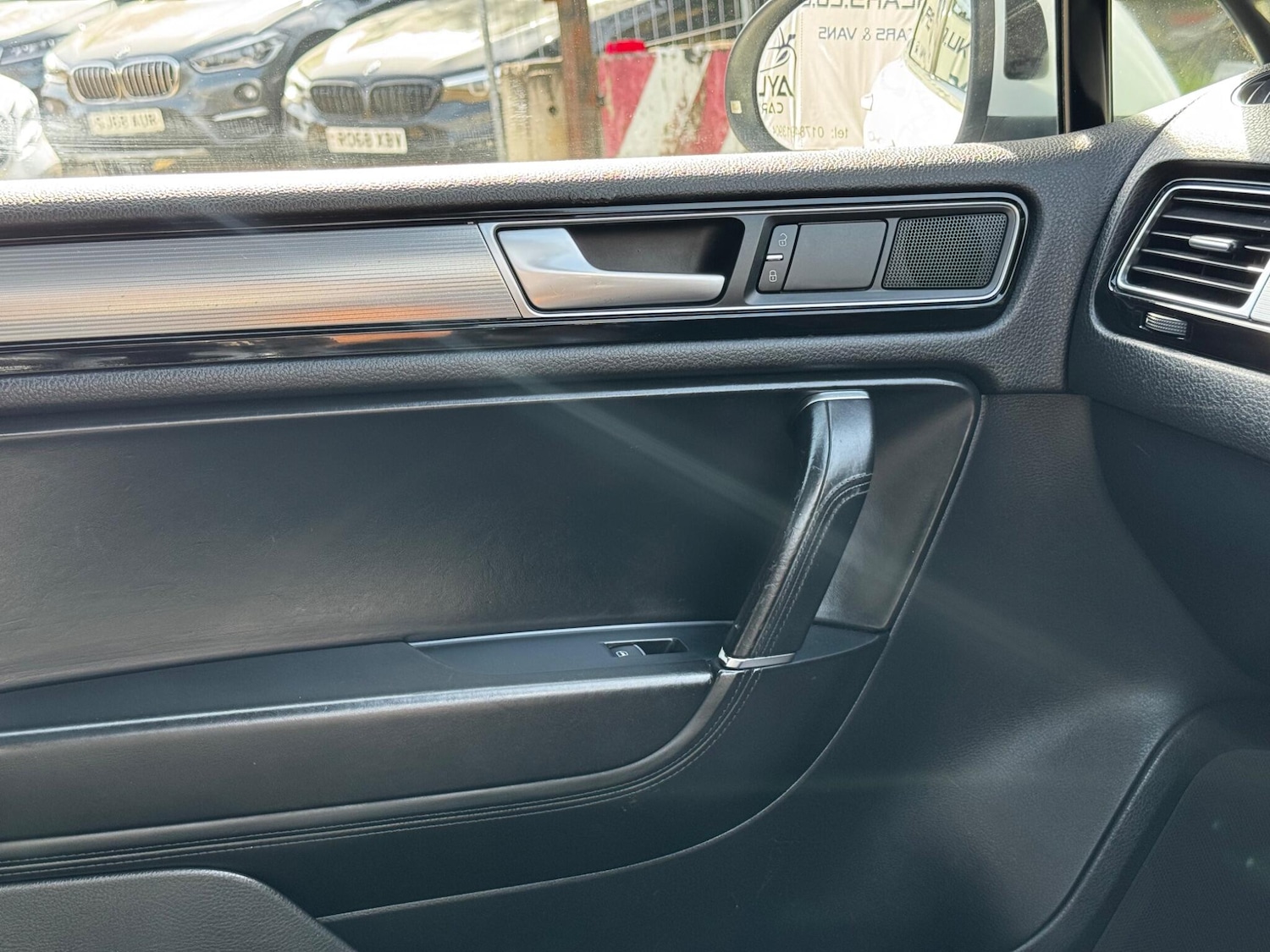 Used Volkswagen Touareg for sale - 78170352: Photo 18