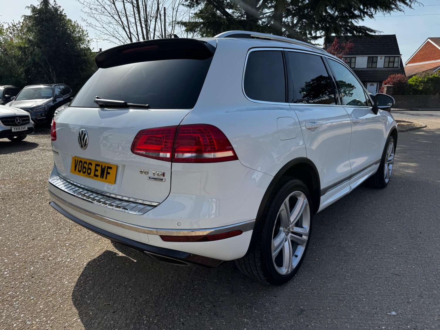 Used Volkswagen Touareg for sale - 78170352: Photo 8
