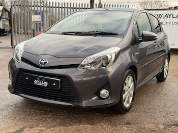 Used Toyota Yaris 2012 for sale - 77203231: Photo