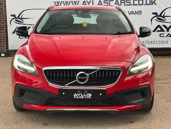 Used Volvo V40 2017 for sale - 78601065: Photo