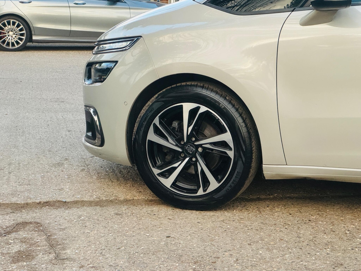 Used Citroen C4 Grand Picasso 2018 for sale - 77119692: Photo 23