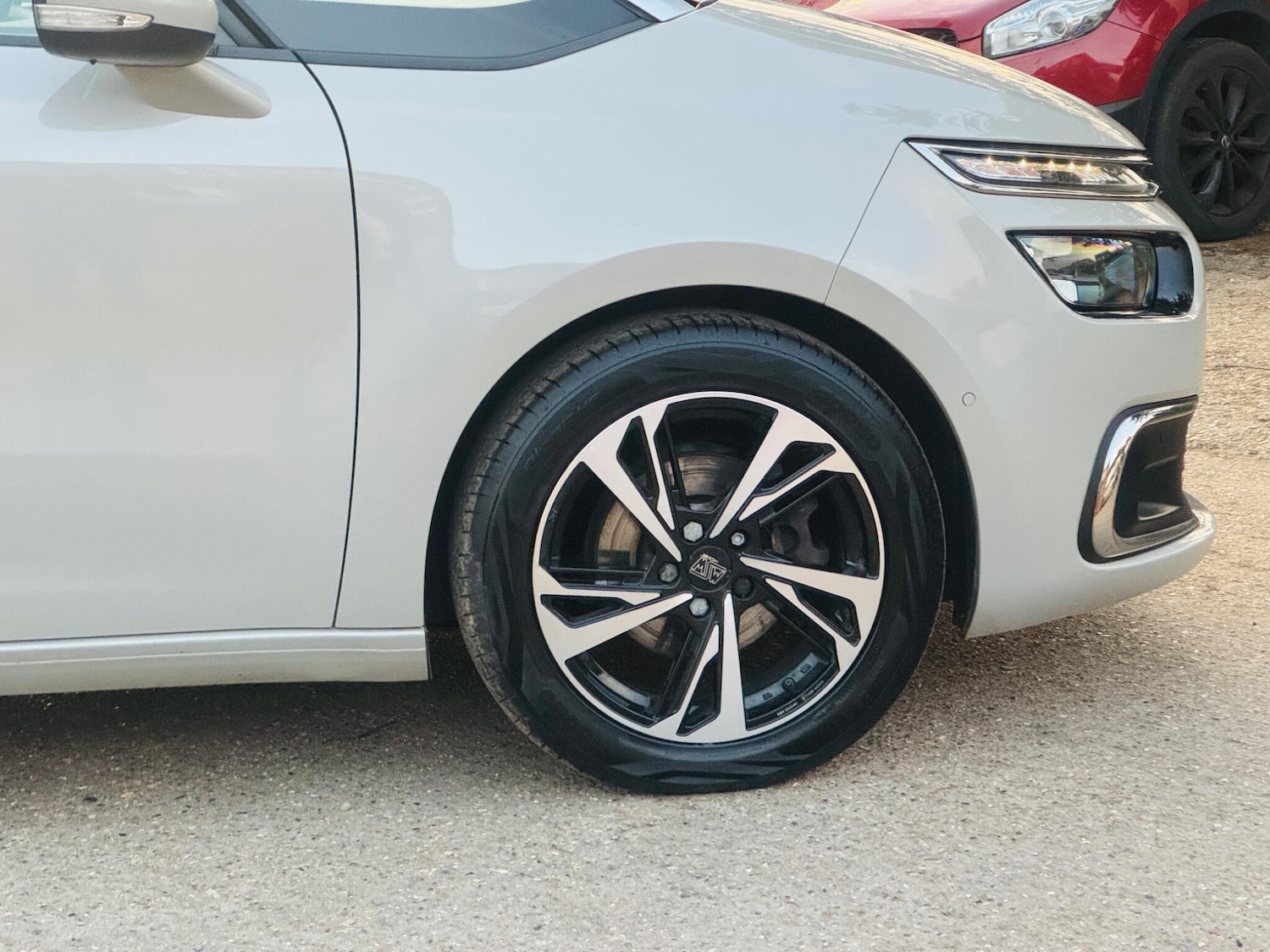 Used Citroen C4 Grand Picasso 2018 for sale - 77119692: Photo 26