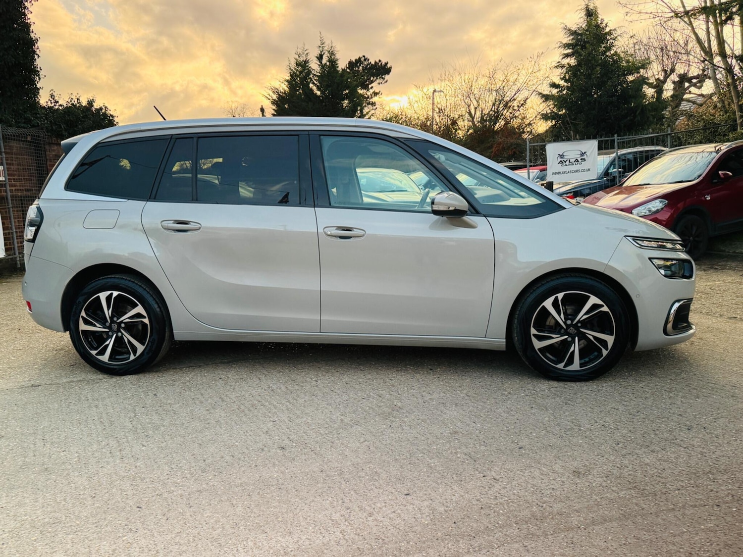 Used Citroen C4 Grand Picasso 2018 for sale - 77119692: Photo 8