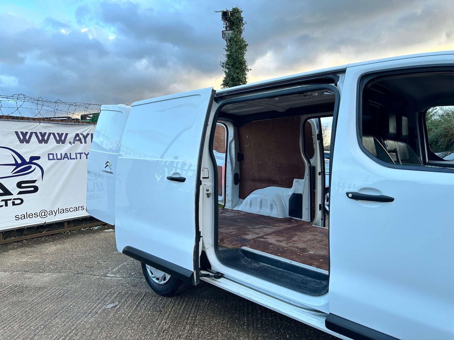 Used Citroen Dispatch for sale - 77586240: Photo 36