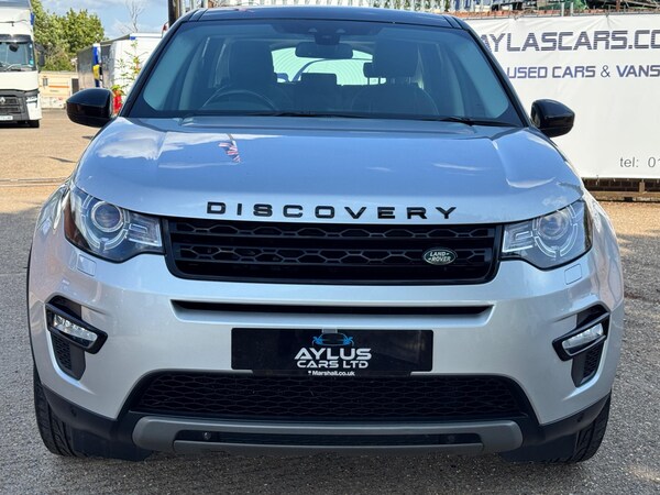 Used Land Rover Discovery Sport 2017 for sale - 75246557: Photo 2