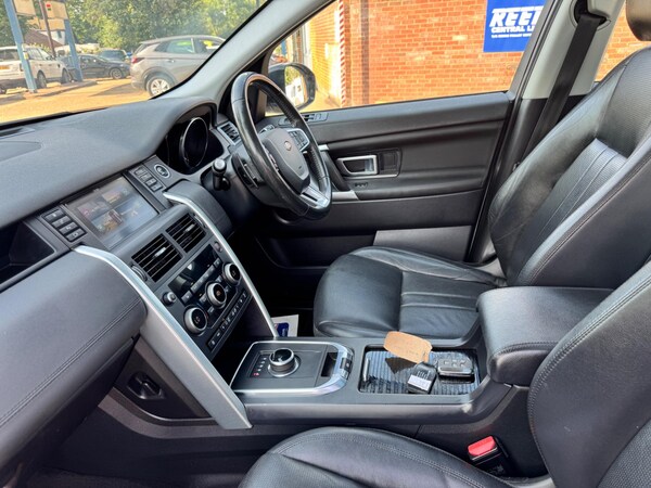 Used Land Rover Discovery Sport 2017 for sale - 75246557: Photo 36