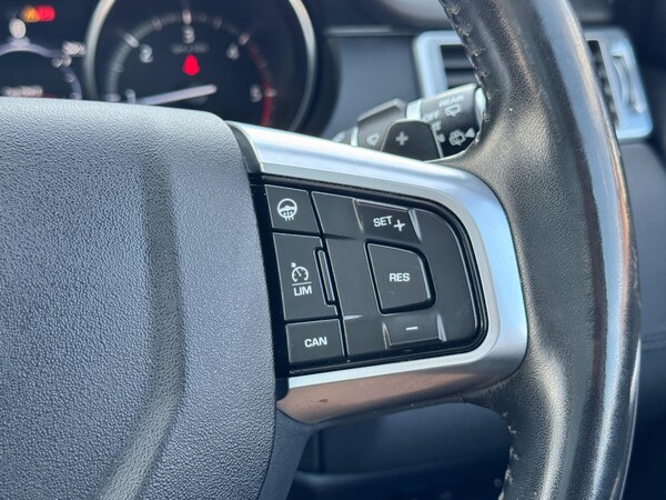 Used Land Rover Discovery Sport 2017 for sale - 75246557: Photo 48