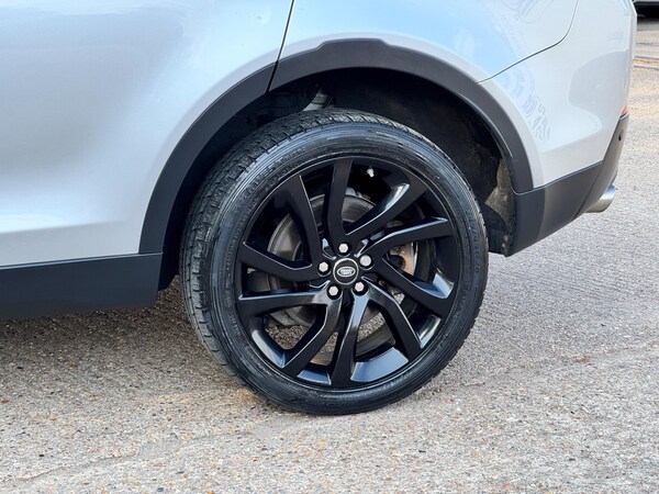 Used Land Rover Discovery Sport 2017 for sale - 75246557: Photo 9