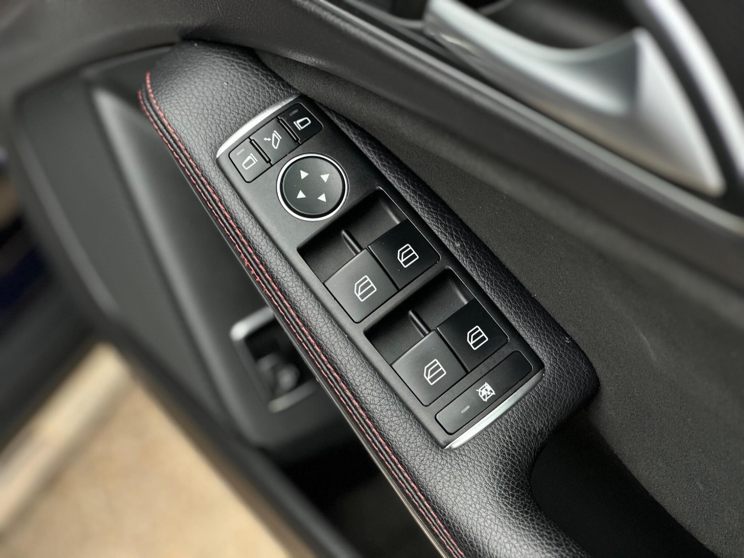 Used Mercedes-Benz GLA 2018 for sale - 78058052: Photo 37