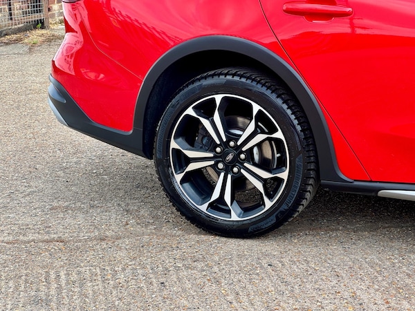 Used Ford Focus 2020 for sale - 75103590: Photo 17