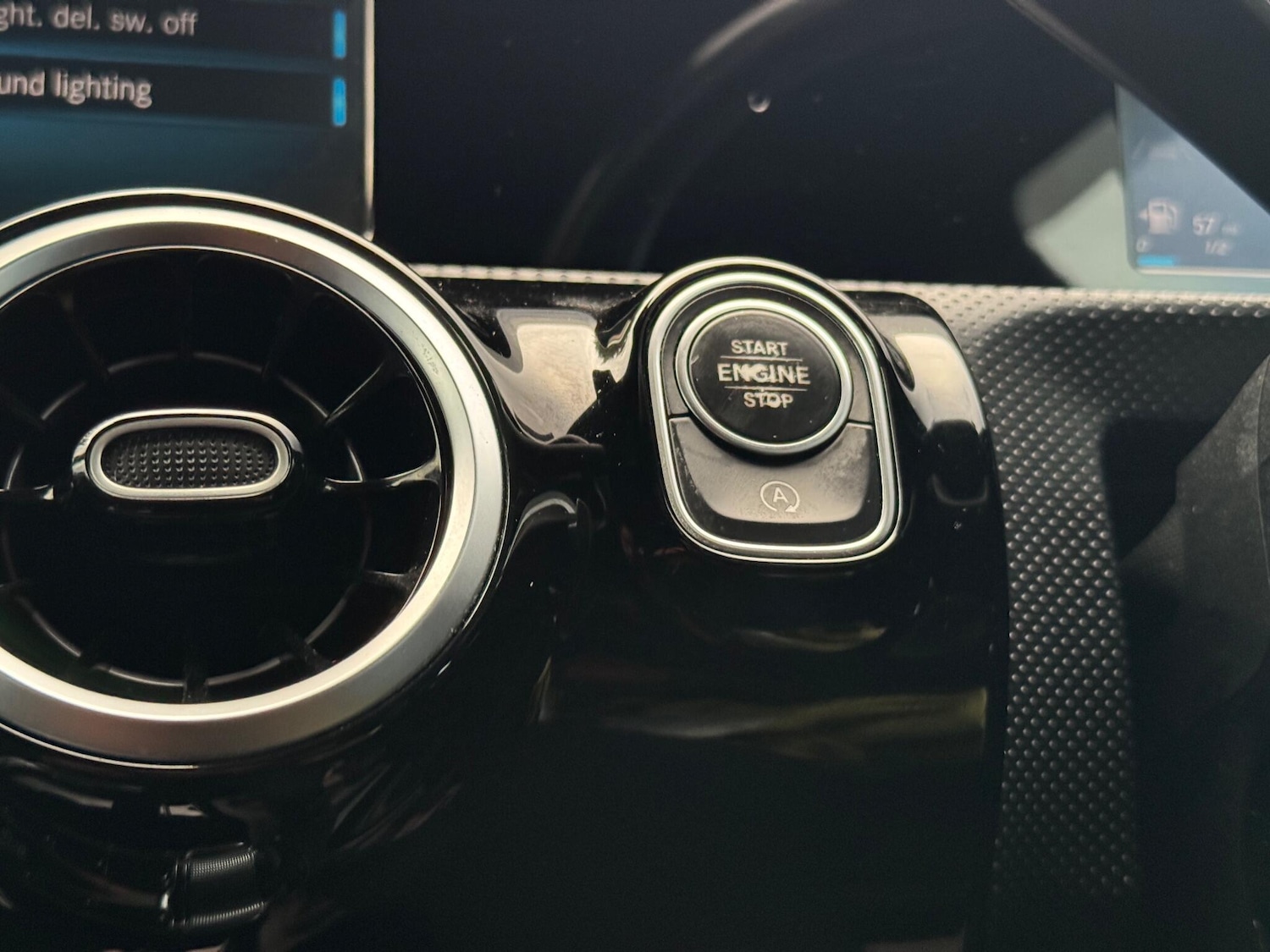 Used Mercedes-Benz A-Class 2018 for sale - 76337648: Photo 21