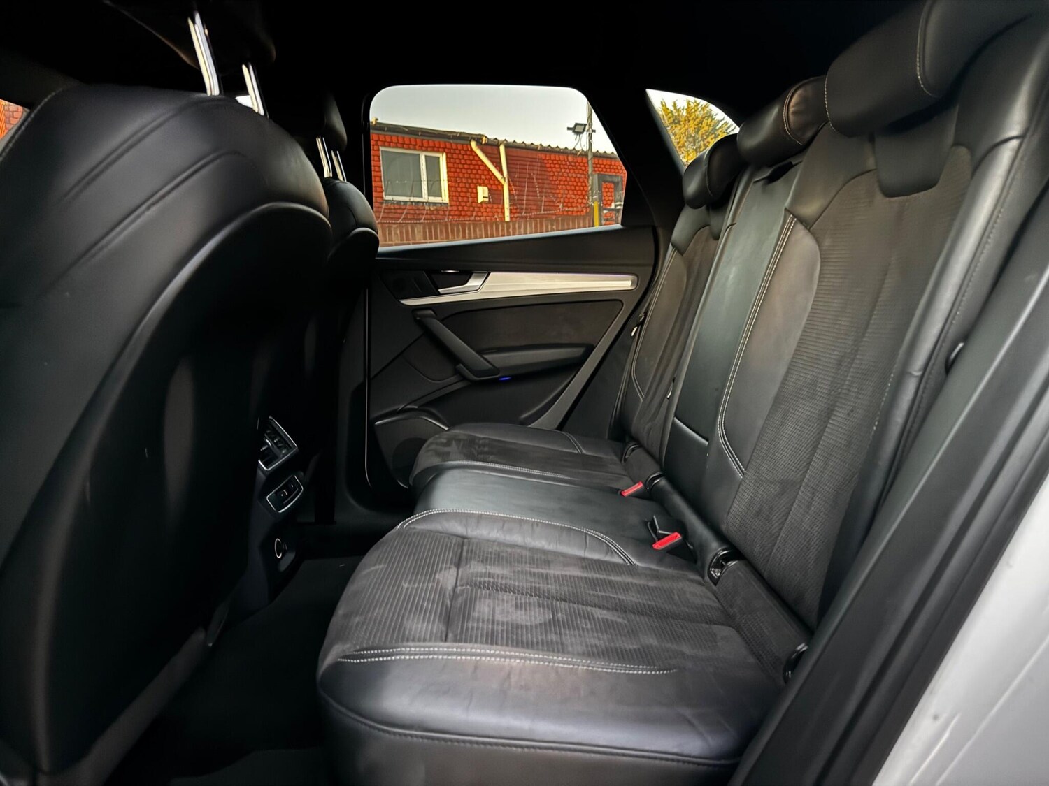 Used Audi Q5 2018 for sale - 77957907: Photo 15