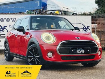 Used MINI Hatch 2018 for sale - 77359137: Photo