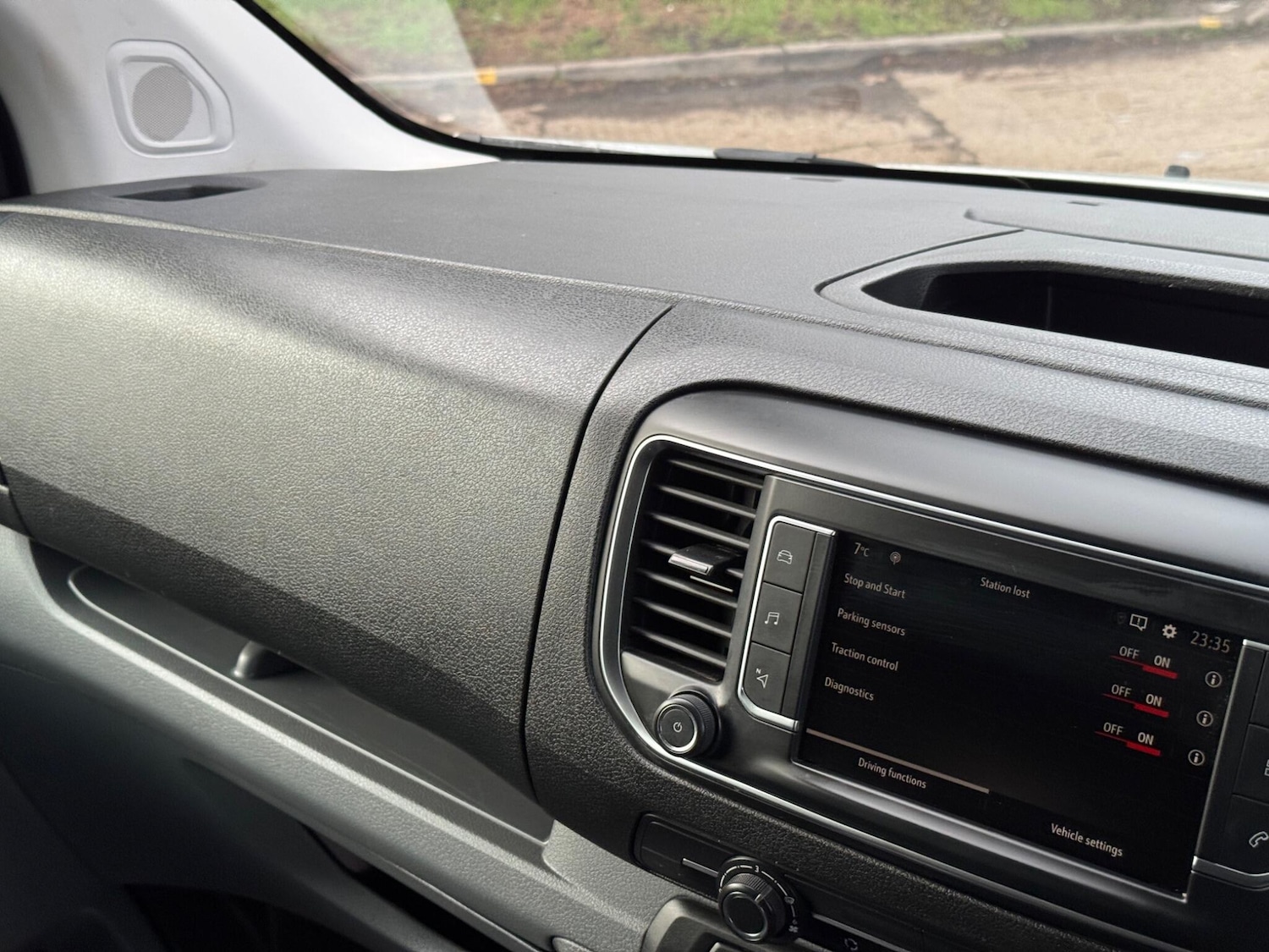 Used Vauxhall Vivaro 2021 for sale - 77331911: Photo 18