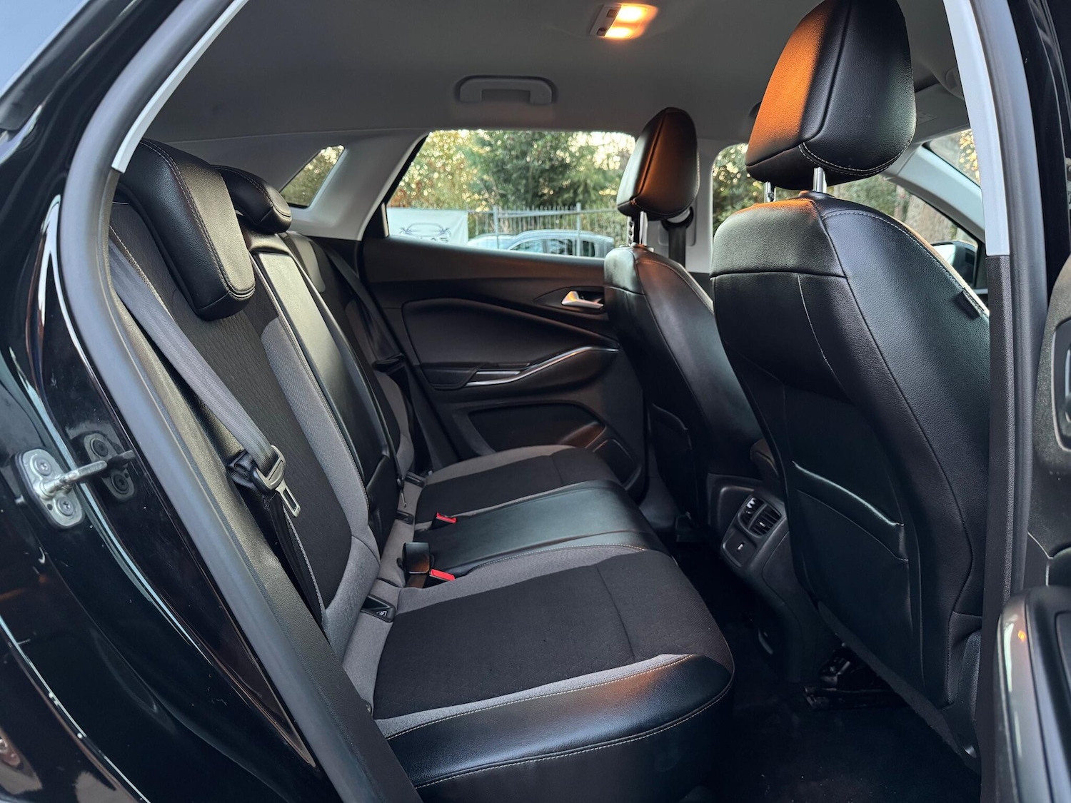 Used Vauxhall Grandland X 2018 for sale - 76550008: Photo 37