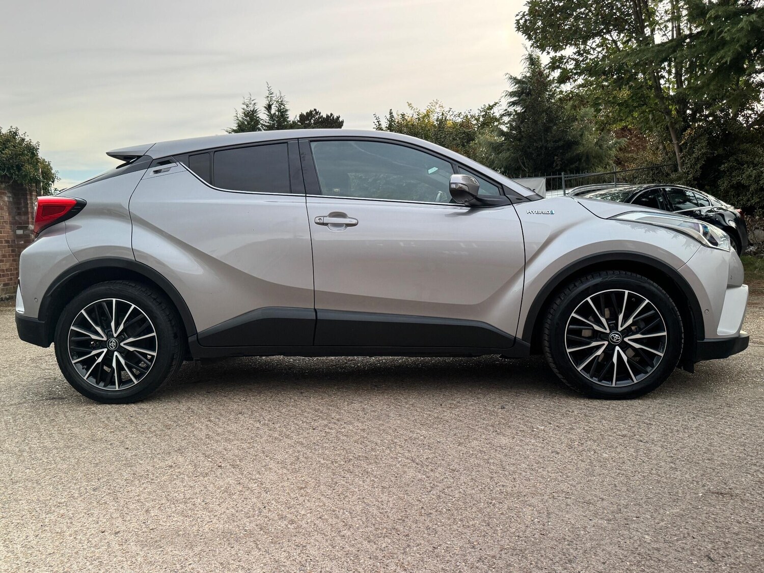 Used Toyota C-HR 2018 for sale - 76094755: Photo 18