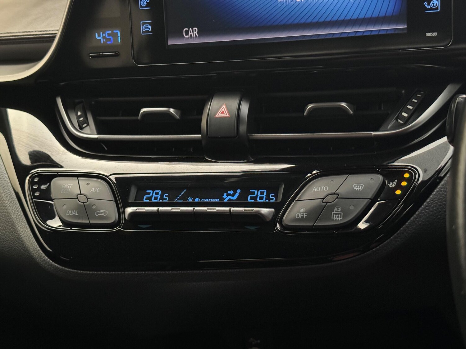 Used Toyota C-HR 2018 for sale - 76094755: Photo 31