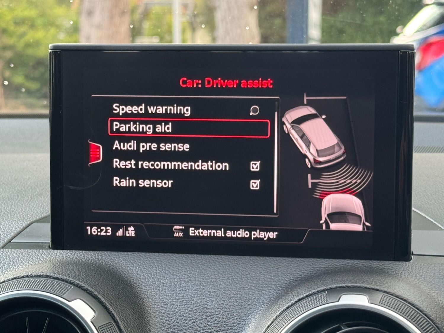 Used Audi Q2 2017 for sale - 75940129: Photo 27