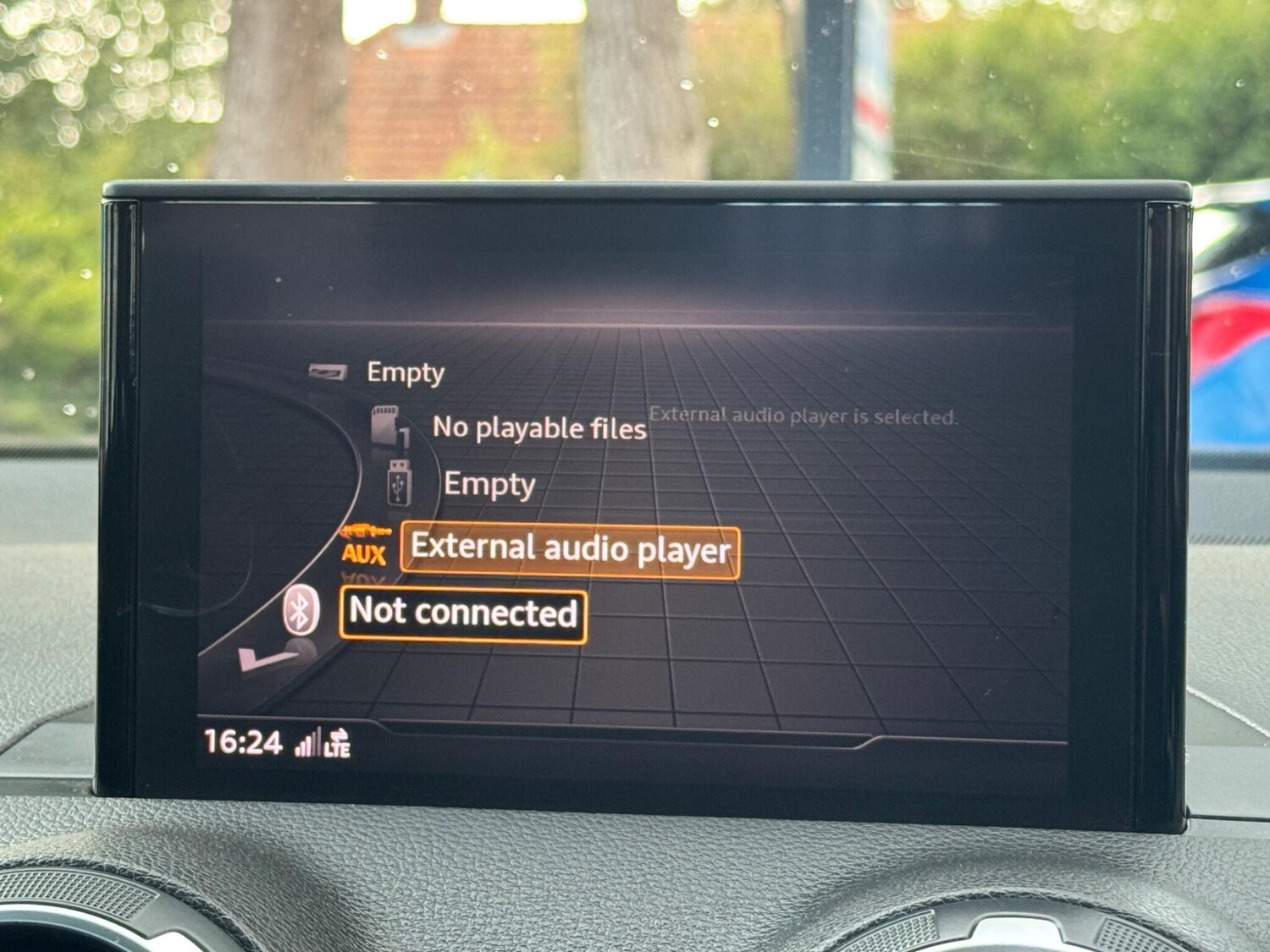 Used Audi Q2 2017 for sale - 75940129: Photo 32