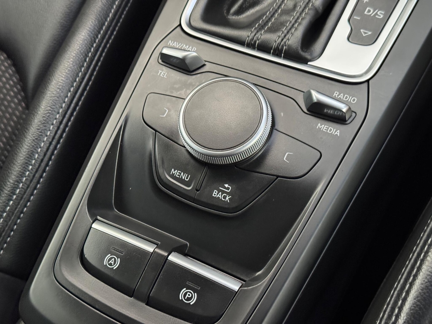 Used Audi Q2 2017 for sale - 75940129: Photo 39