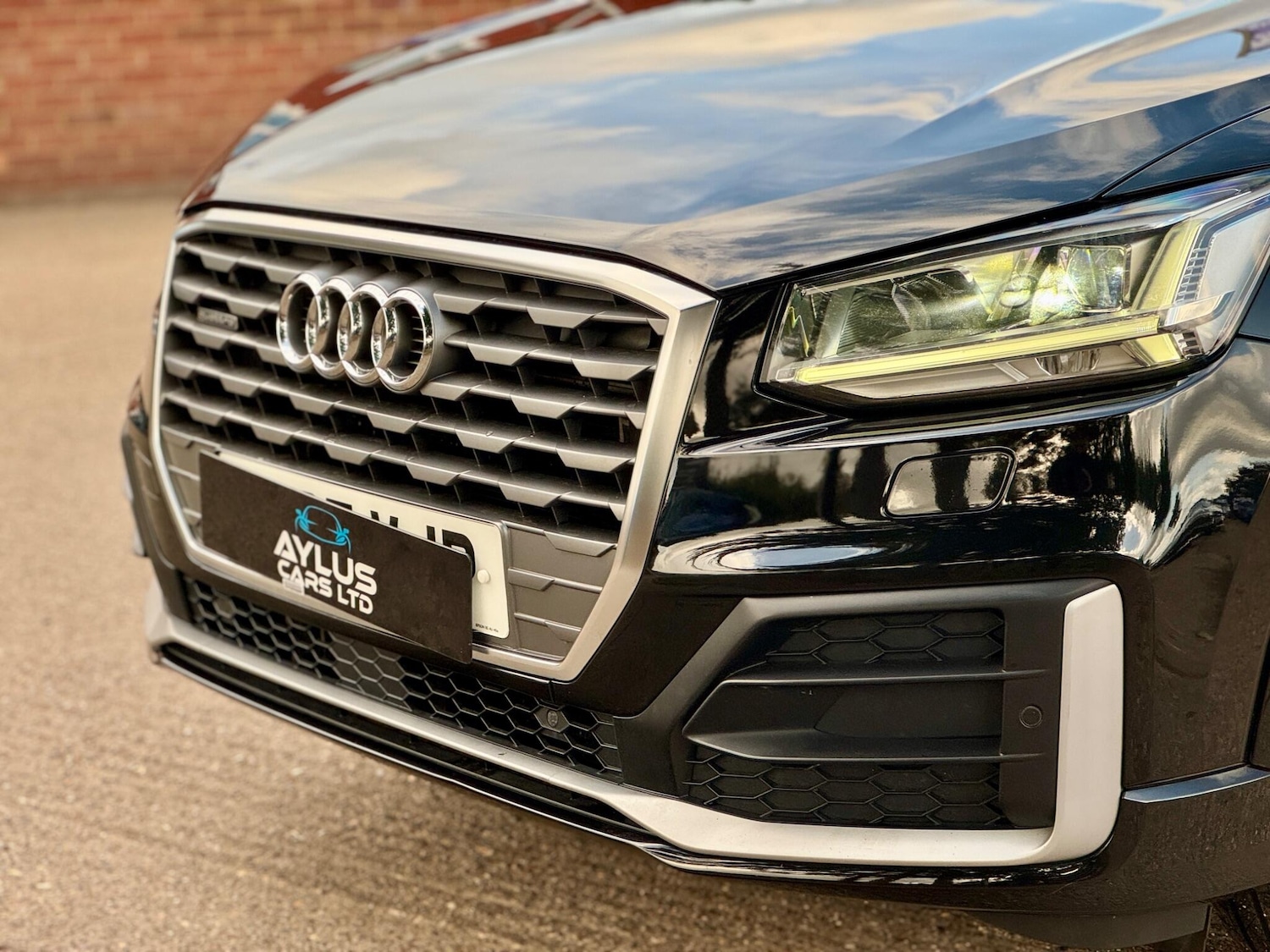 Used Audi Q2 2017 for sale - 75940129: Photo 4