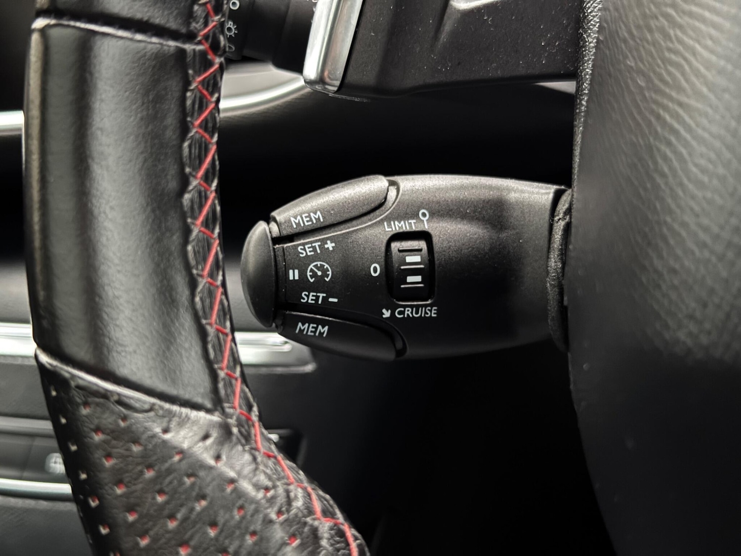 Used Peugeot 308 2020 for sale - 77029408: Photo 21