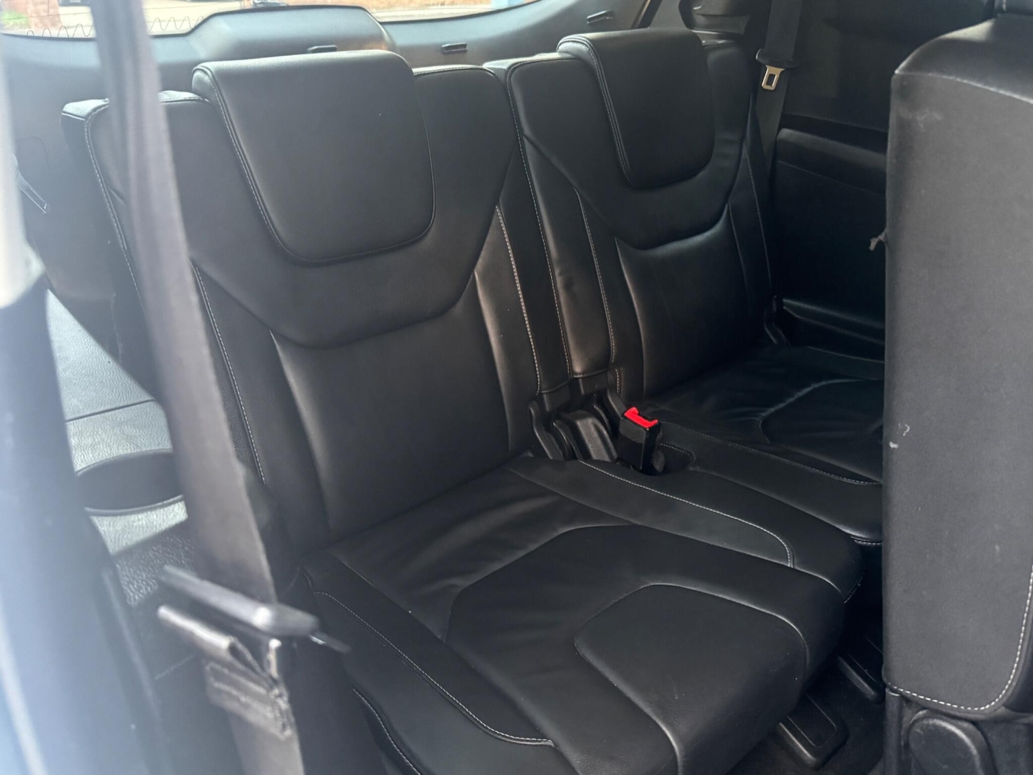 Used Ford S-Max 2017 for sale - 77049955: Photo 8