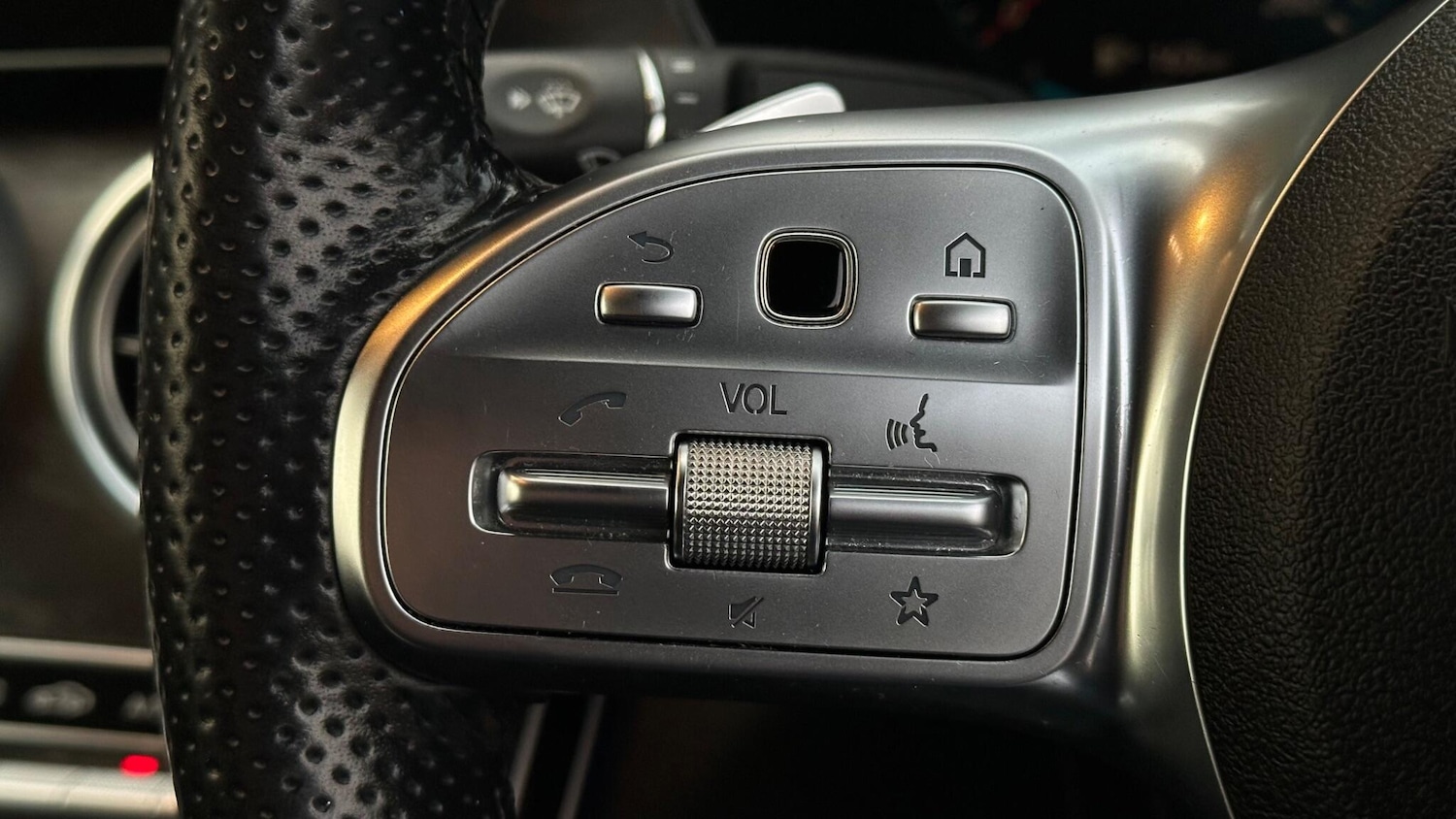 Used Mercedes-Benz C Class 2019 for sale - 77266667: Photo 30