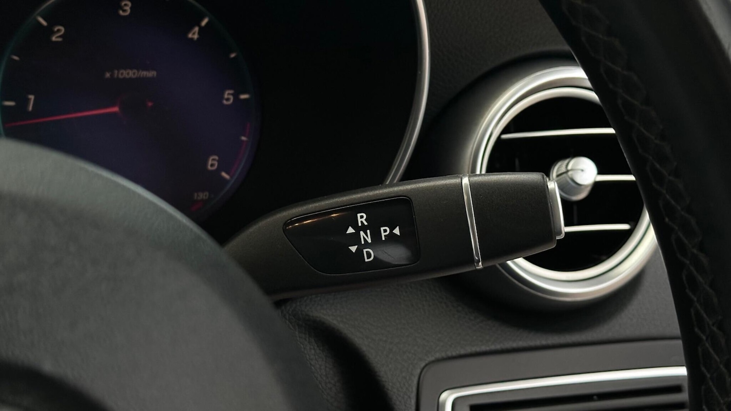 Used Mercedes-Benz C Class 2019 for sale - 77266667: Photo 32