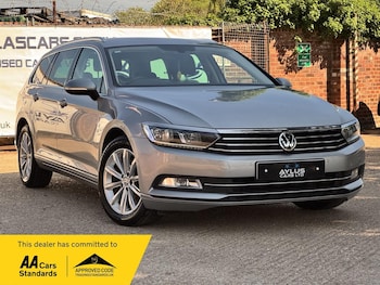 Used Volkswagen Passat 2019 for sale - 79075230: Photo