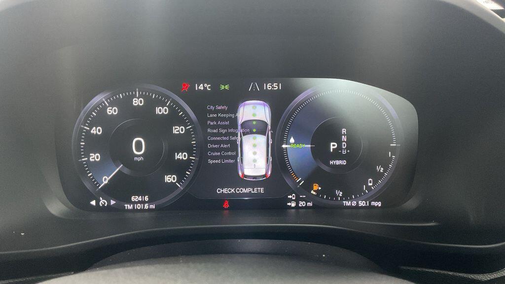 Used Volvo XC40 for sale - 76659353: Photo 11