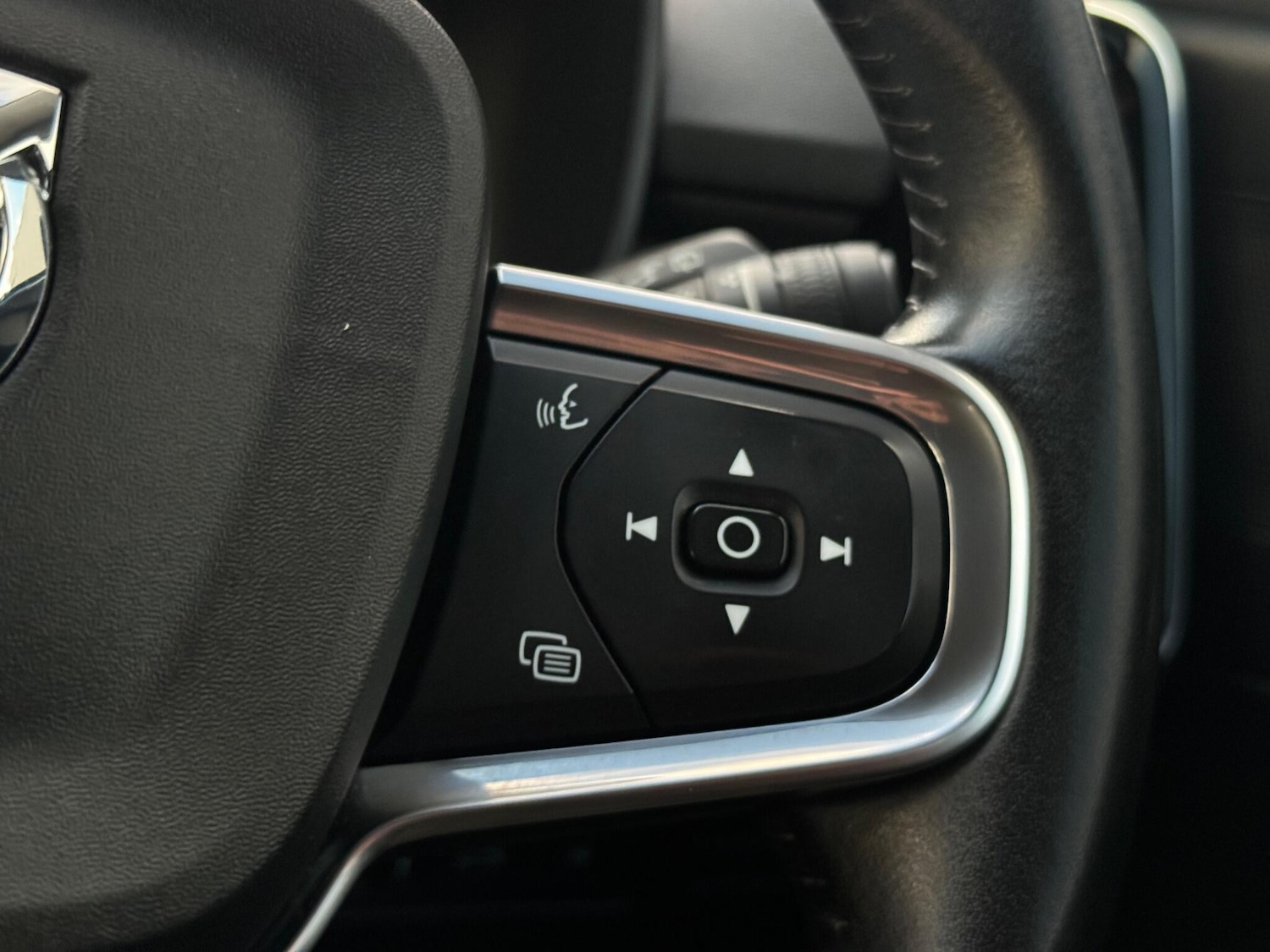 Used Volvo XC40 2021 for sale - 76659353: Photo 21