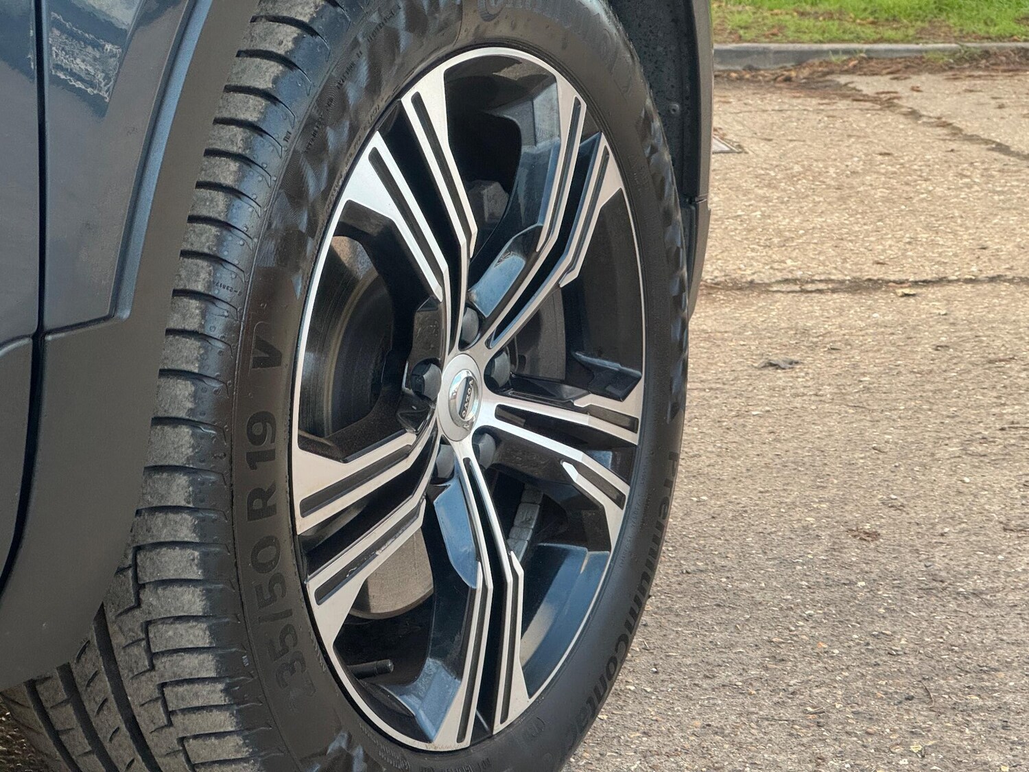 Used Volvo XC40 2021 for sale - 76659353: Photo 28